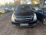 Hyundai H-1 - gebrauchte Hyundai H-1 aus dem Jahr 2009