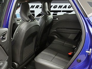 Fahrzeugabbildung Renault Captur E-TECH Plug-In hybrid 160 engineered