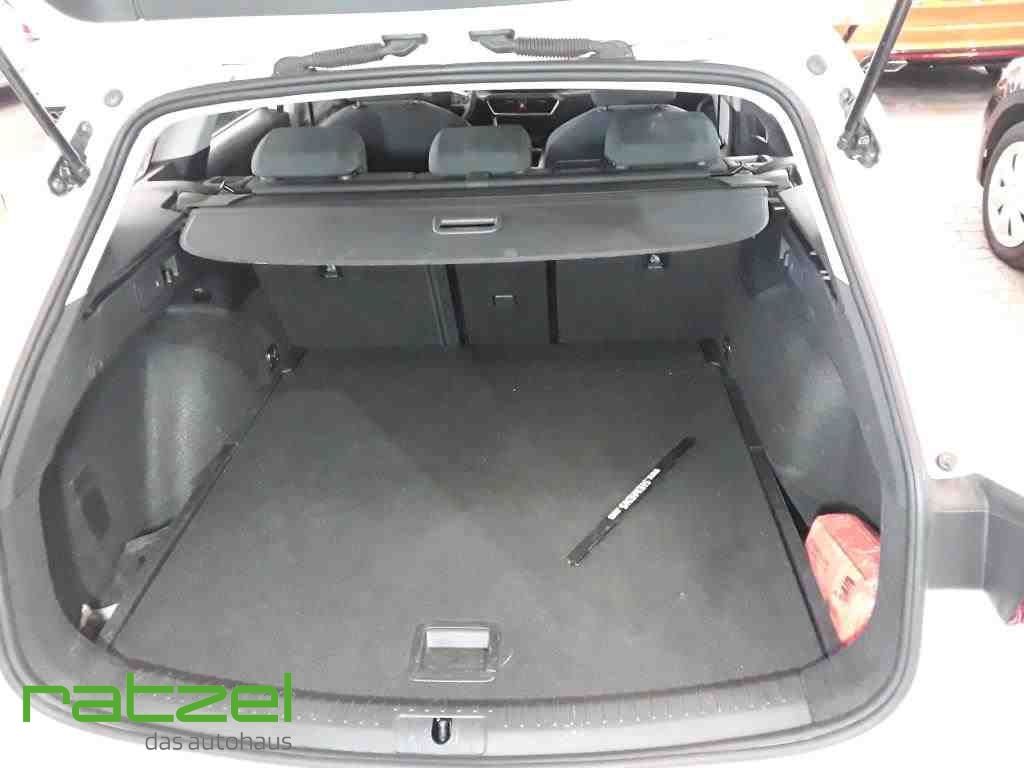 Fahrzeugabbildung SEAT Leon Sportstourer Style 2,0 TDI Kamera Navi LED