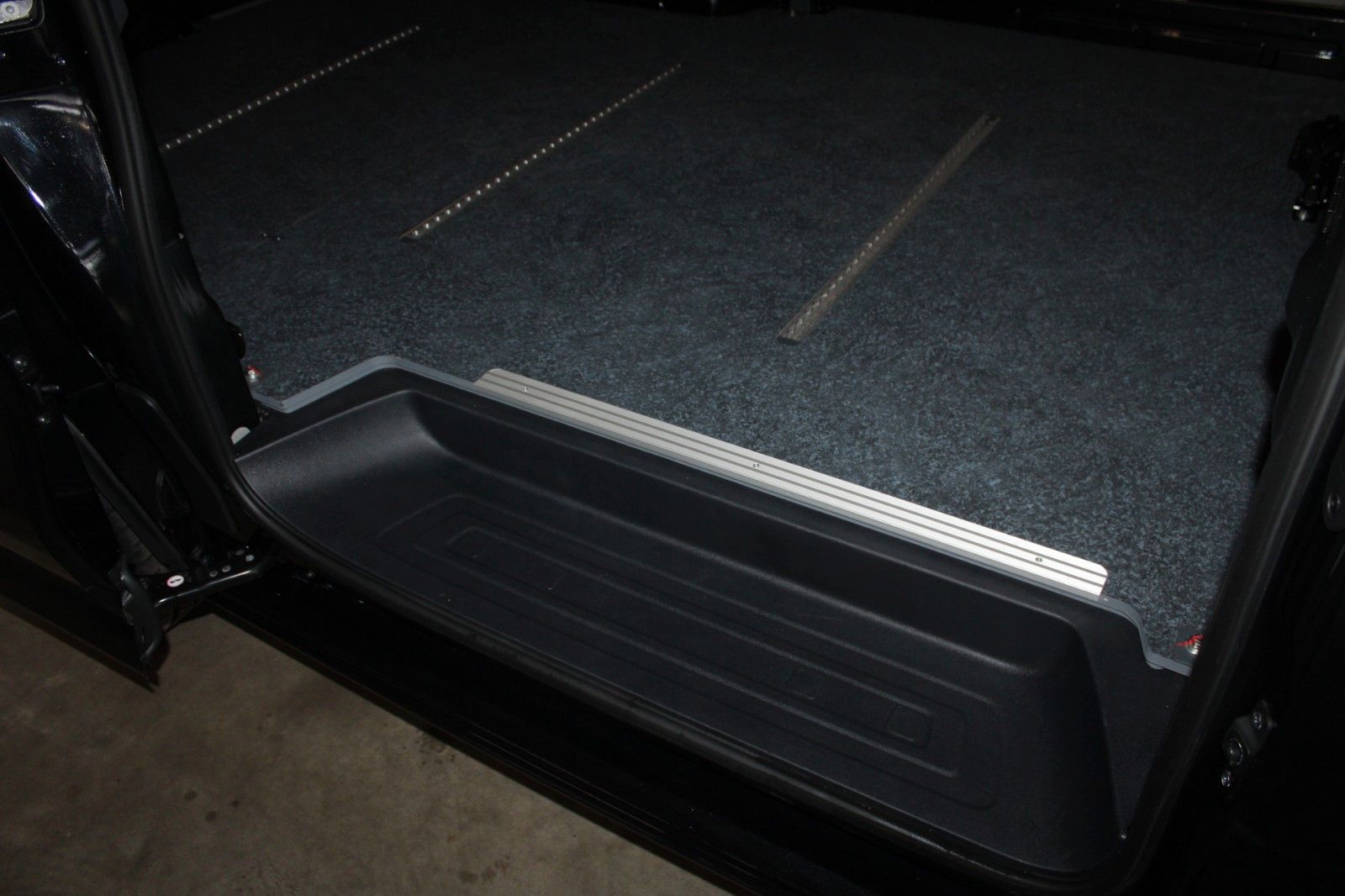 Fahrzeugabbildung Ford Transit Custom L1 TREND LED NAVI CAM ACC SHZ uvm