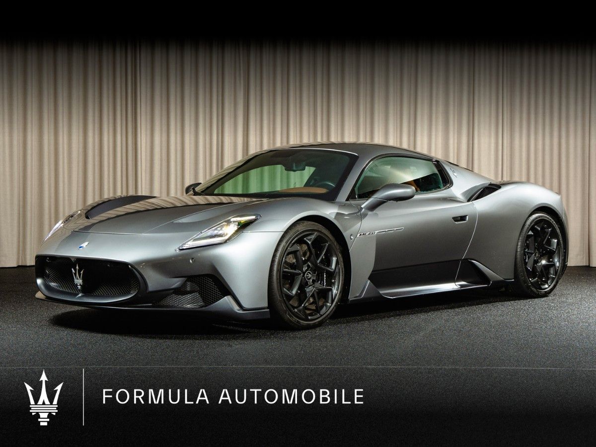 MASERATI MC20
