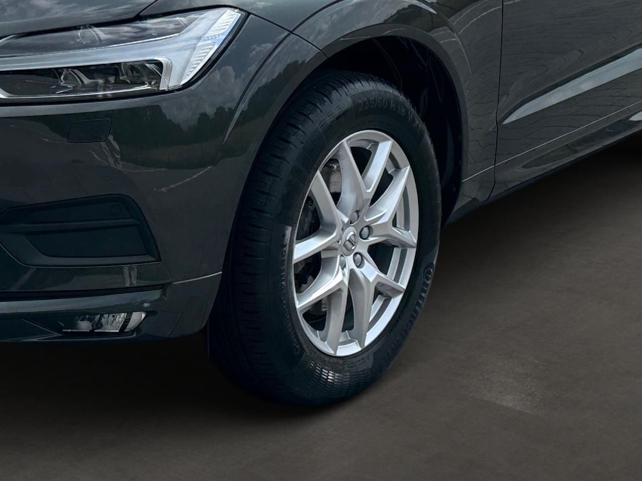 Fahrzeugabbildung Volvo XC60 D4 Geartronic Momentum 2WD