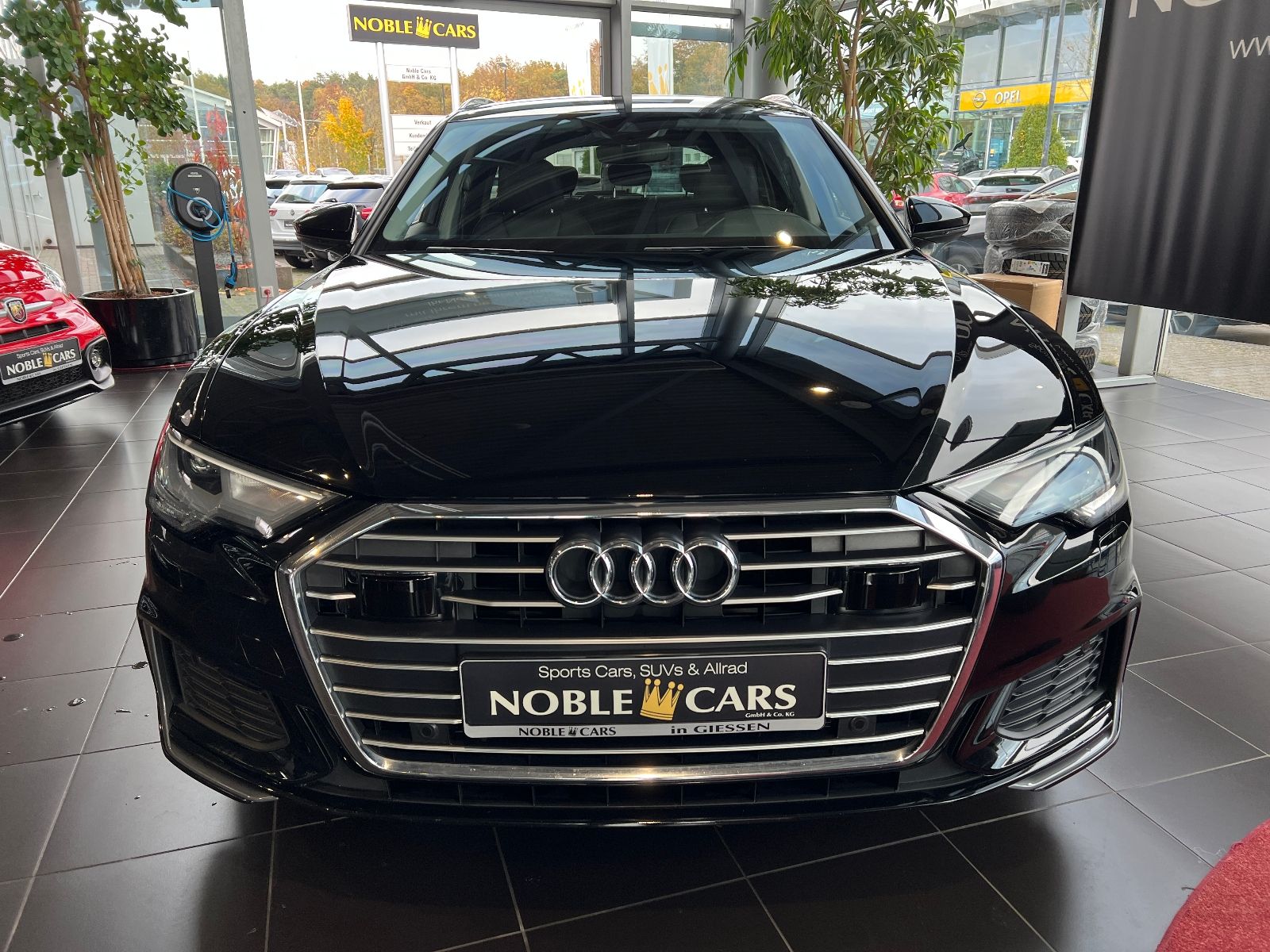 Fahrzeugabbildung Audi A6 Avant 40 TDI S-LINE AHK ACC NAVI ALU