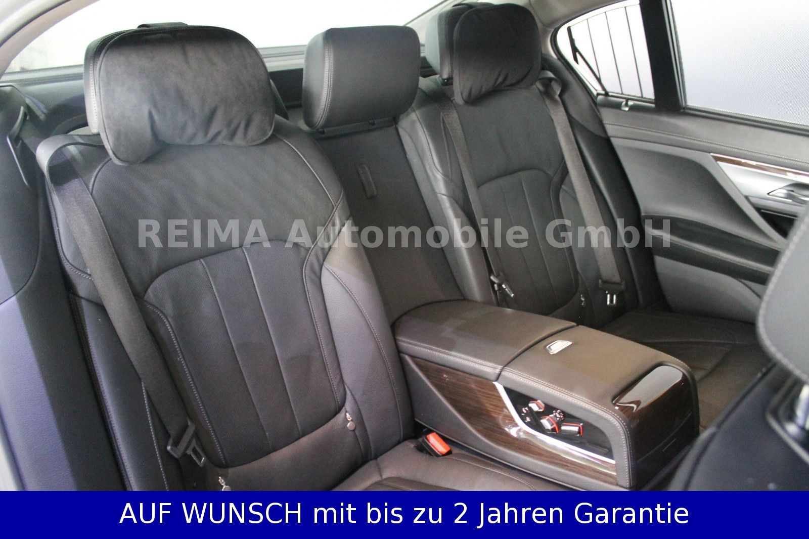 Fahrzeugabbildung BMW 745 L e xDrive; Laser; Luft; HuD; Pano; ACC