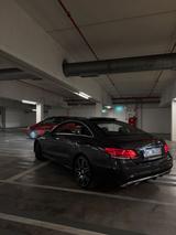 Mercedes-Benz Mercedes E350d Coupe AMG PLUS Paket - Mercedes-Benz E 350 in Köln