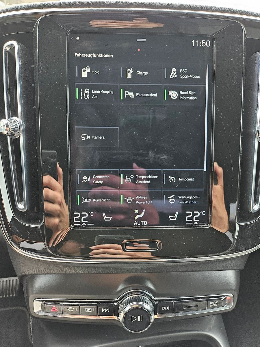 Fahrzeugabbildung Volvo XC40 Inscription Expression Recharge Plug-In Hyb