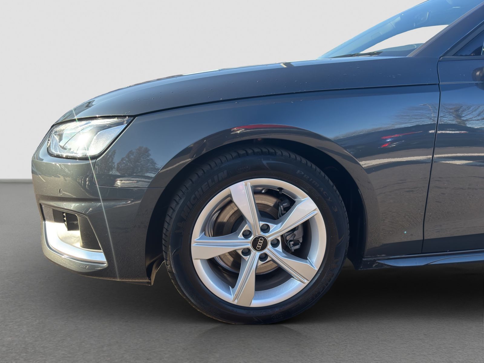 Audi A4 - Bild 4