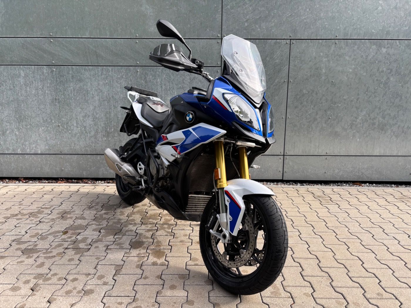 Fahrzeugabbildung BMW S 1000 XR HP 2 Pakete
