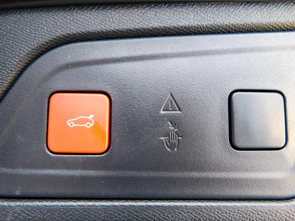 Citroën C5 Aircross Max Hybrid 145-E Ganzjahresreifen Rü