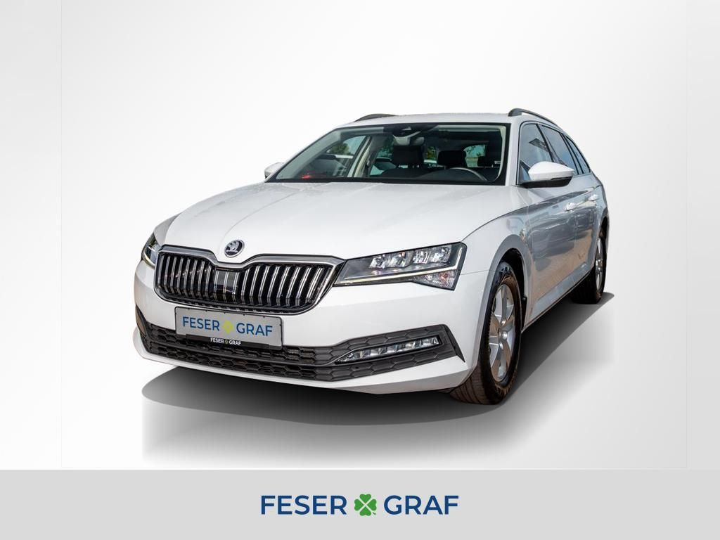 Skoda Superb — hlavná fotografia