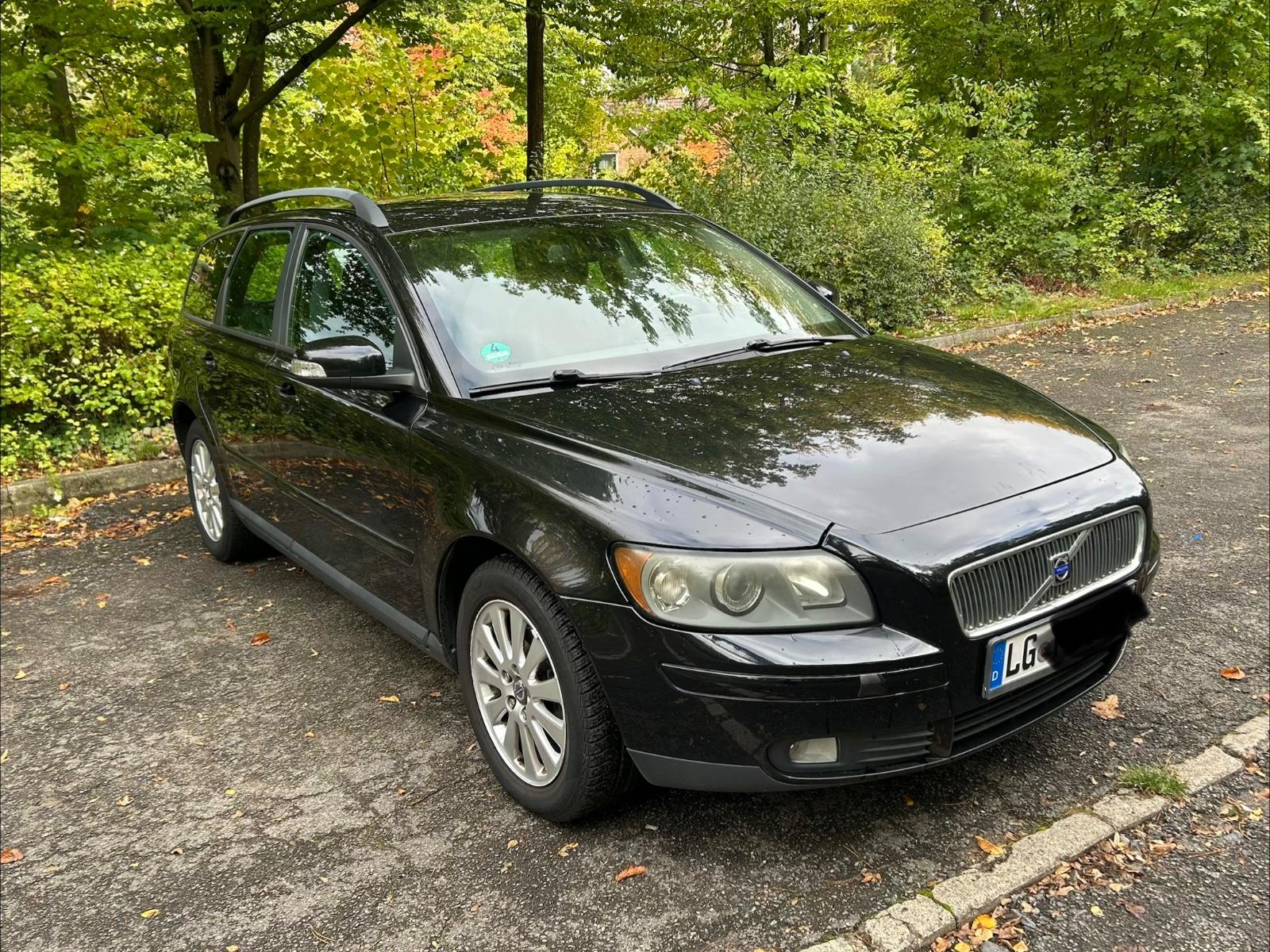 Volvo V50 2006 — салон