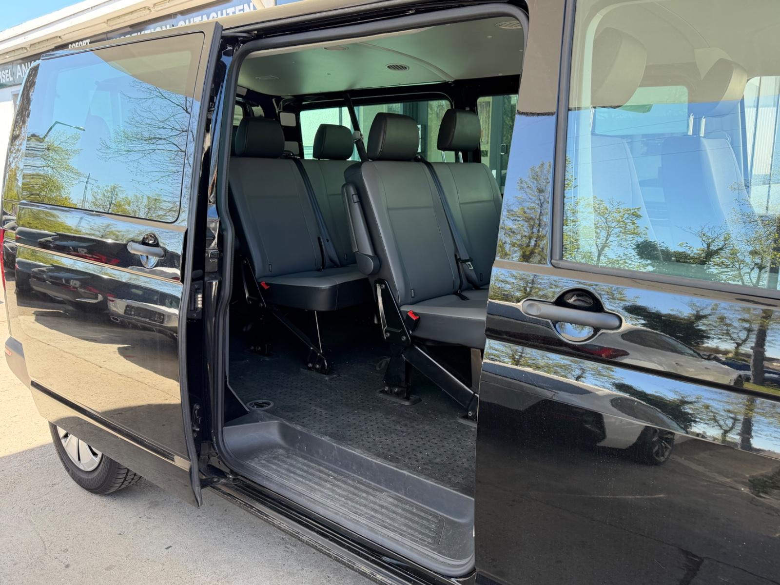 Volkswagen T6  9Sitzer
