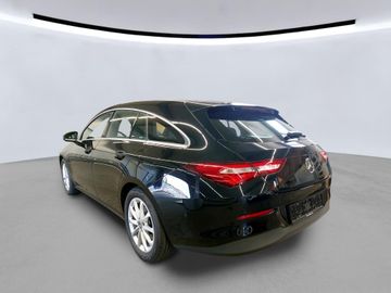 Mercedes CLA 200 Shooting Brake - 4