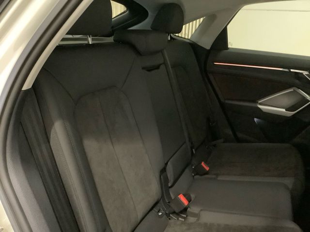 Q3 Sportback S line 35 TFSI 6-Gang,AHZV,LED,PDC