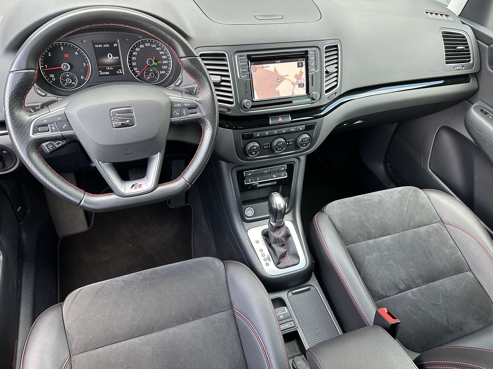 Fahrzeugabbildung SEAT Alhambra 2.0 TDI DSG 4D FR 7-Sitzer NAV+XEN+AHK