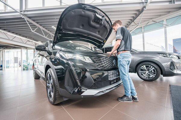 showroom-image-bottom
