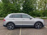 Volkswagen Tiguan Highline-360Kamera-digitalCP-Garantie - Volkswagen Tiguan: Garantie
