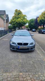 BMW 325i Coupé - M Paket ab Werk ( innen + außen) - BMW 325 mit Benzin-Antrieb: Coupé, 325i M Paket