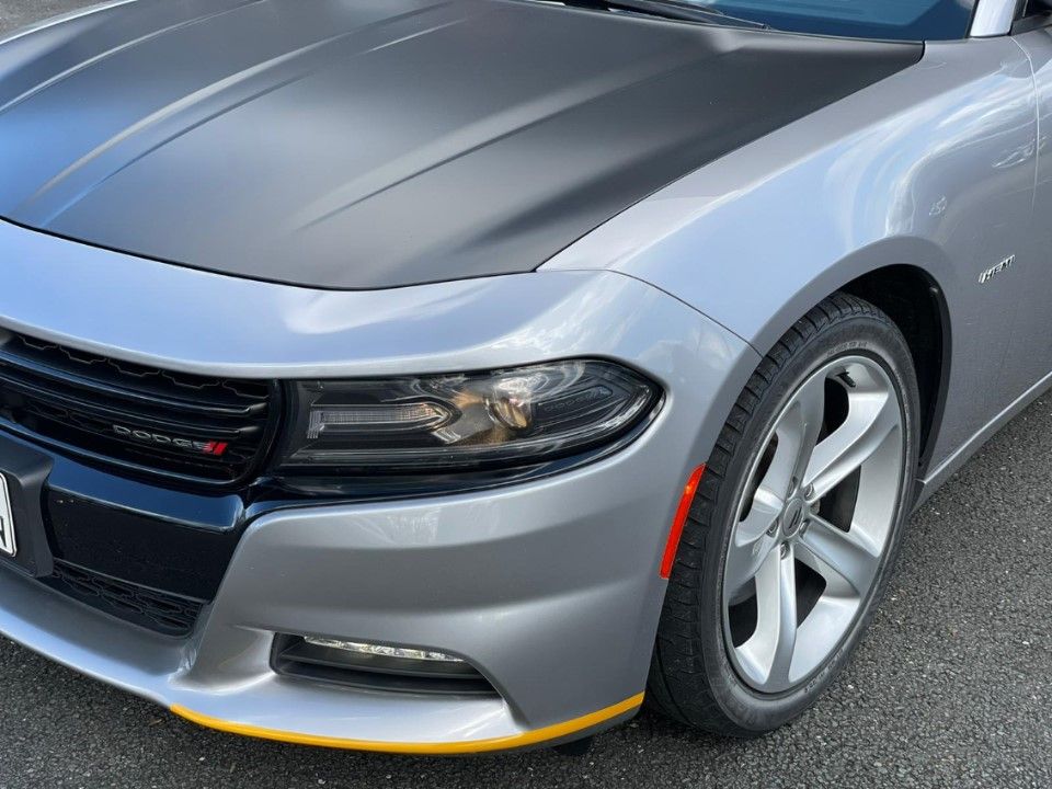 Fahrzeugabbildung Dodge Charger 5.7 RT V8 HEMI 2017er mit erst 34.000 KM