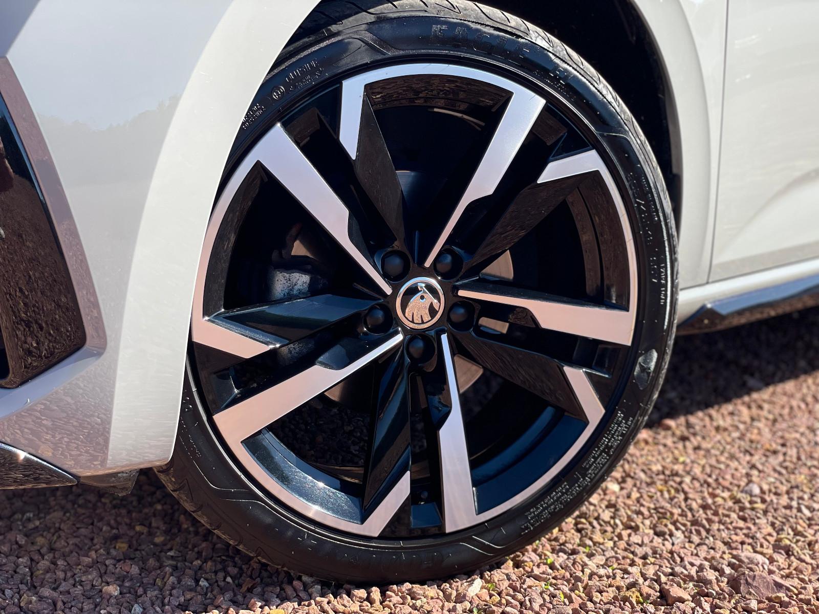 Skoda Scala 1.5 TSI *Monte Carlo*RFK*AHK*Matrix*DAB**
