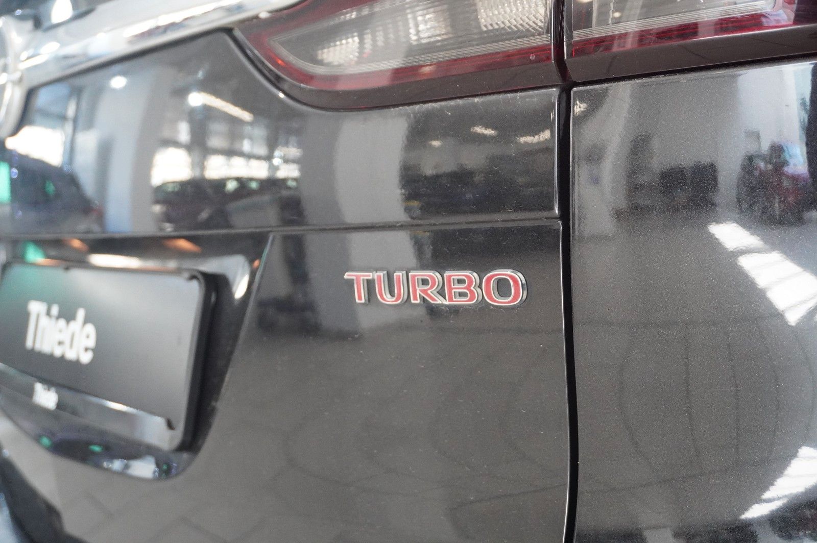 Fahrzeugabbildung Opel Zafira C Tourer 1.6 INNOVATION NAVI/BI-XENON/AHK