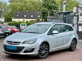 Opel Astra J Sports Tourer Selection*STEUERKETTE NEU* - mit Diesel-Antrieb: Kombi, Steuer
