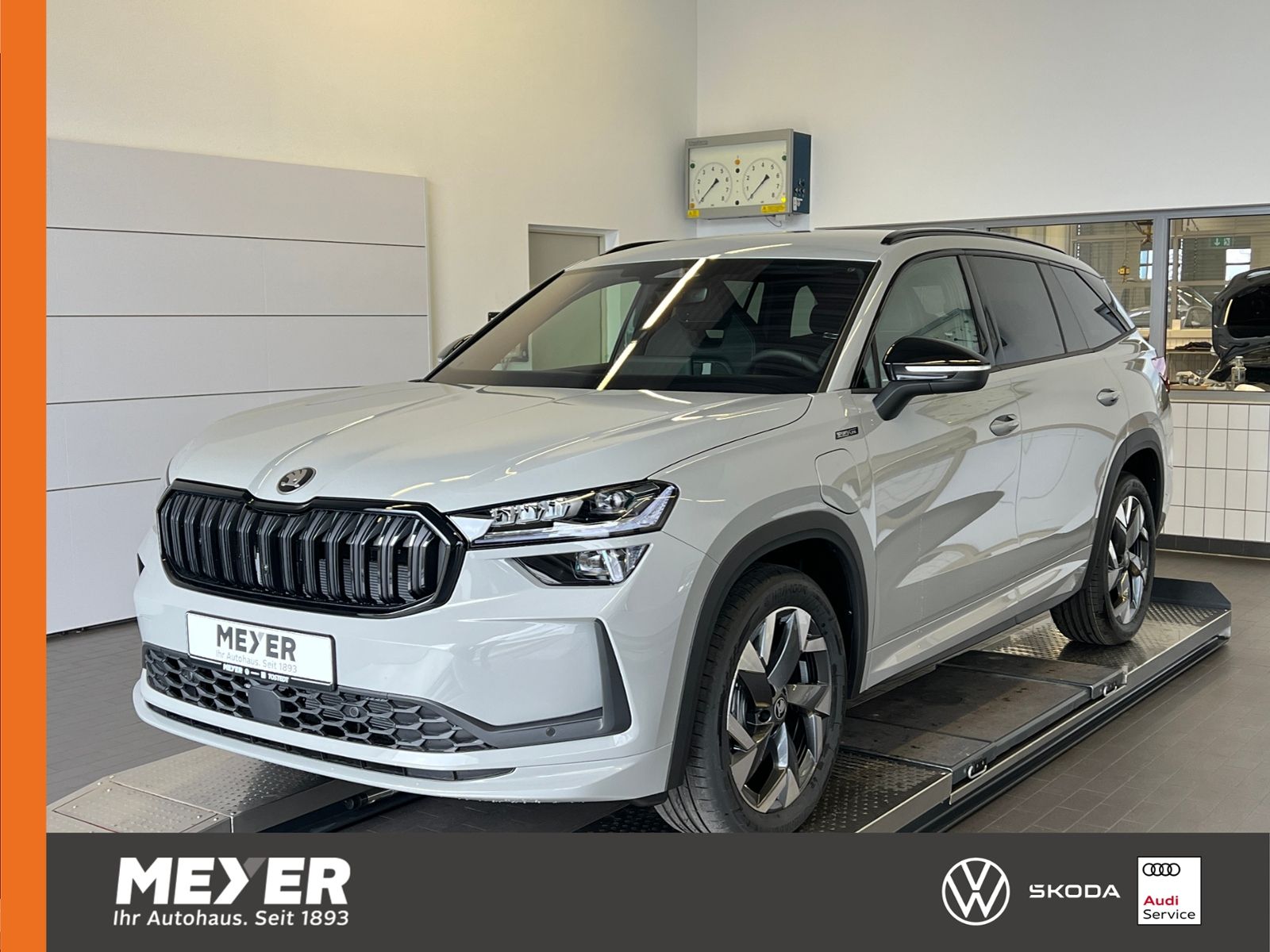 Fahrzeugabbildung SKODA Kodiaq Sportline 1.5 TSI IV DSG *AHK, Navi, ACC*