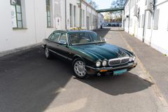 Fahrzeugabbildung Jaguar Daimler 4.0 Super V8 *LWB / Sherwood / MwSt.*