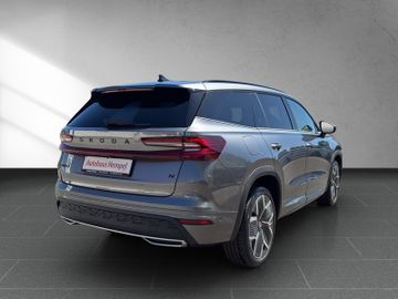 Skoda Kodiaq 1.5 TSI iV 150 kW Sportline*AHZV*HUD*360°