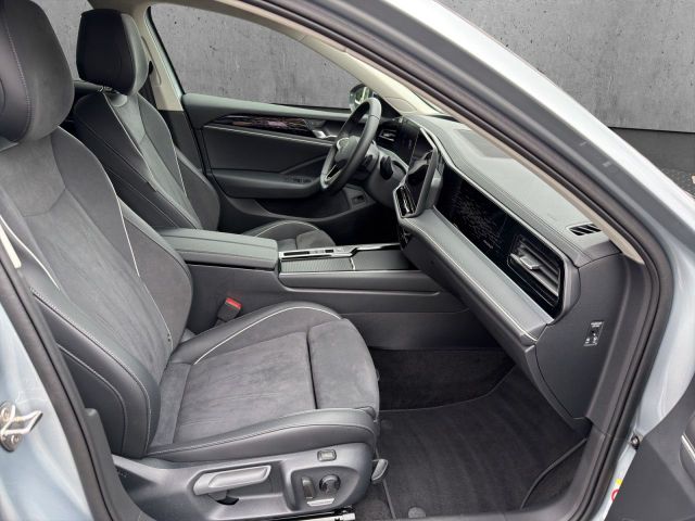 Passat Variant Elegance 2.0 TDI DSG Sportpaket