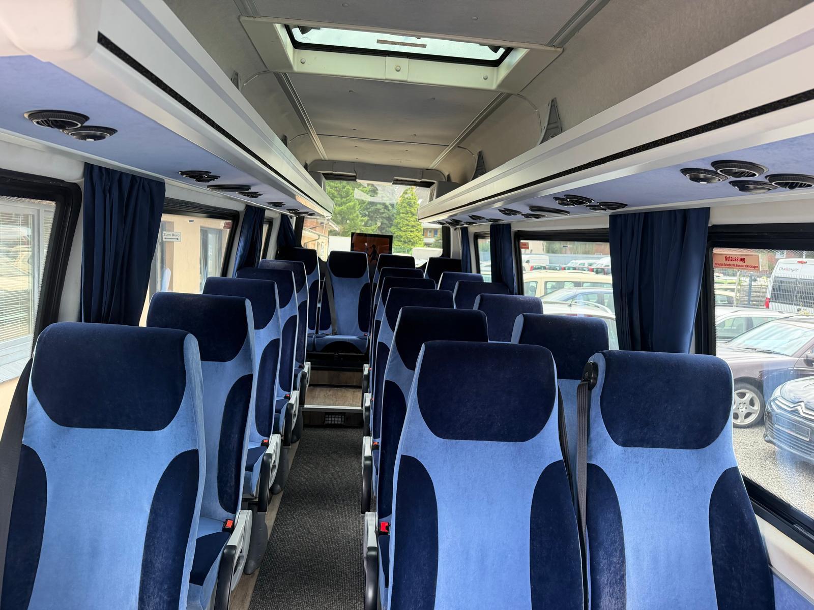 Iveco A65C17, 21 Sitzer, Dachklima, Dachlüke