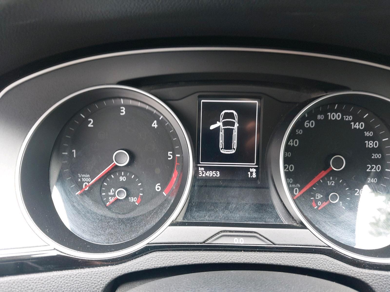 Volkswagen Passat 2015 — photo 7