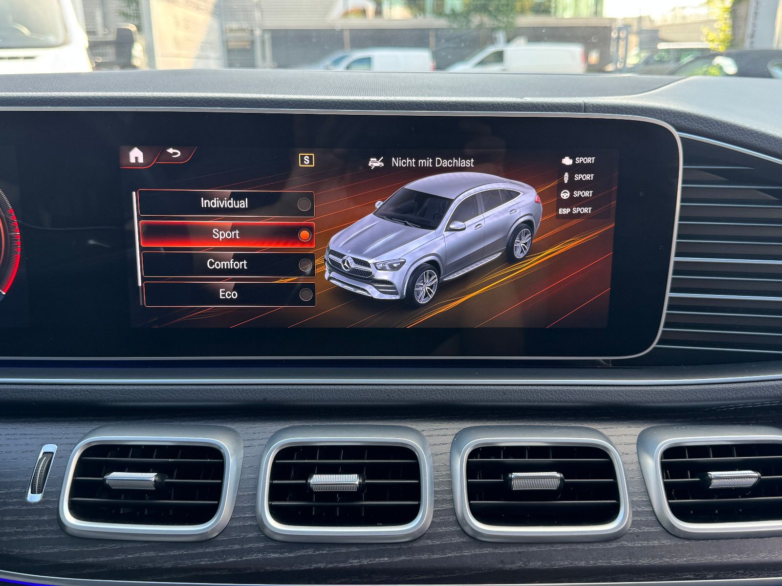 Fahrzeugabbildung Mercedes-Benz GLE 400 d Coupe AMG LINE PANO AIRMATIC 21 ZOLL