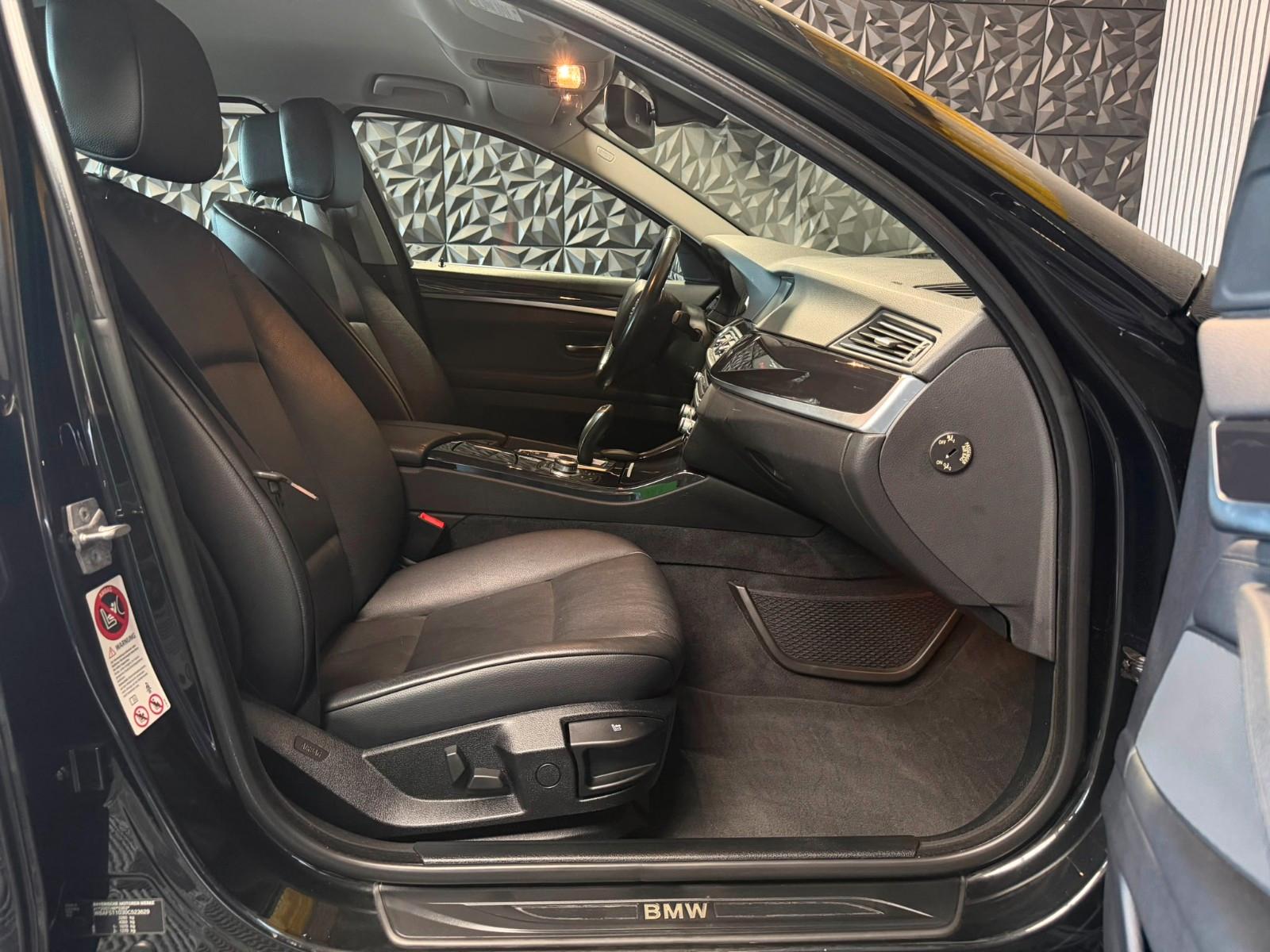 BMW 523i 204 ch 6 cylindres • Boîte auto • 70 000 km • Cuir Dakota • GPS • Radars AV/AR