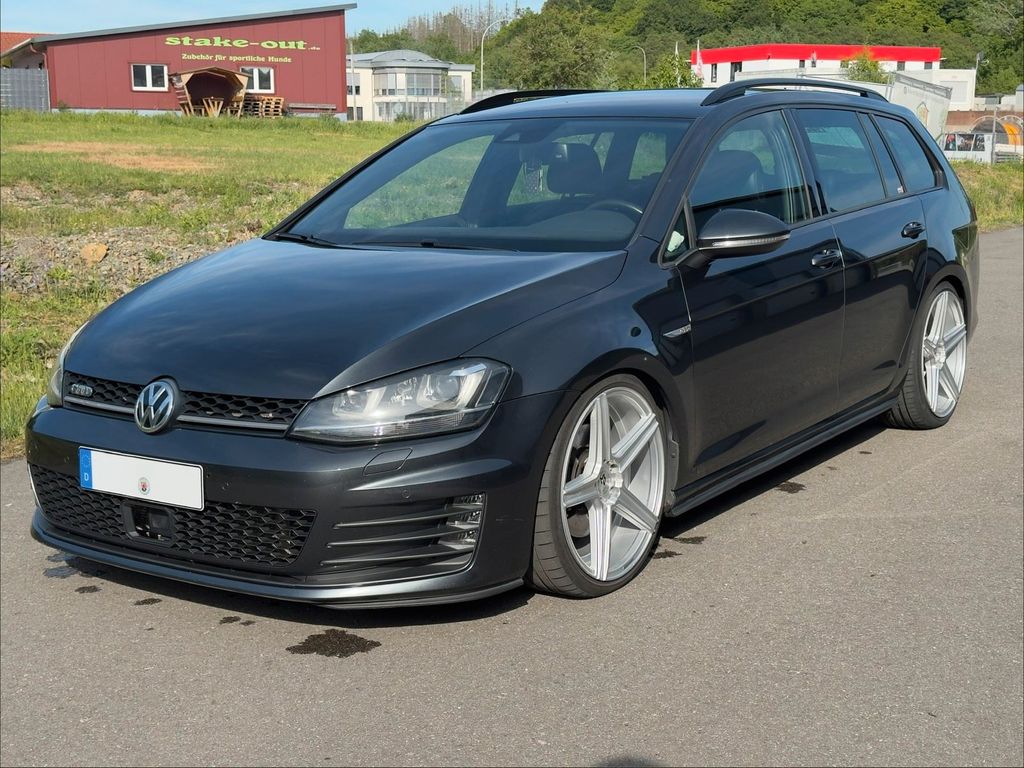 Image of Volkswagen Golf