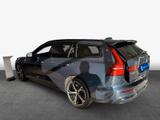 Volvo V60 B4 B DKG Plus Dark 145 kW, 5-türig - New cars mit Benzin-Antrieb: Kombi, 1.4