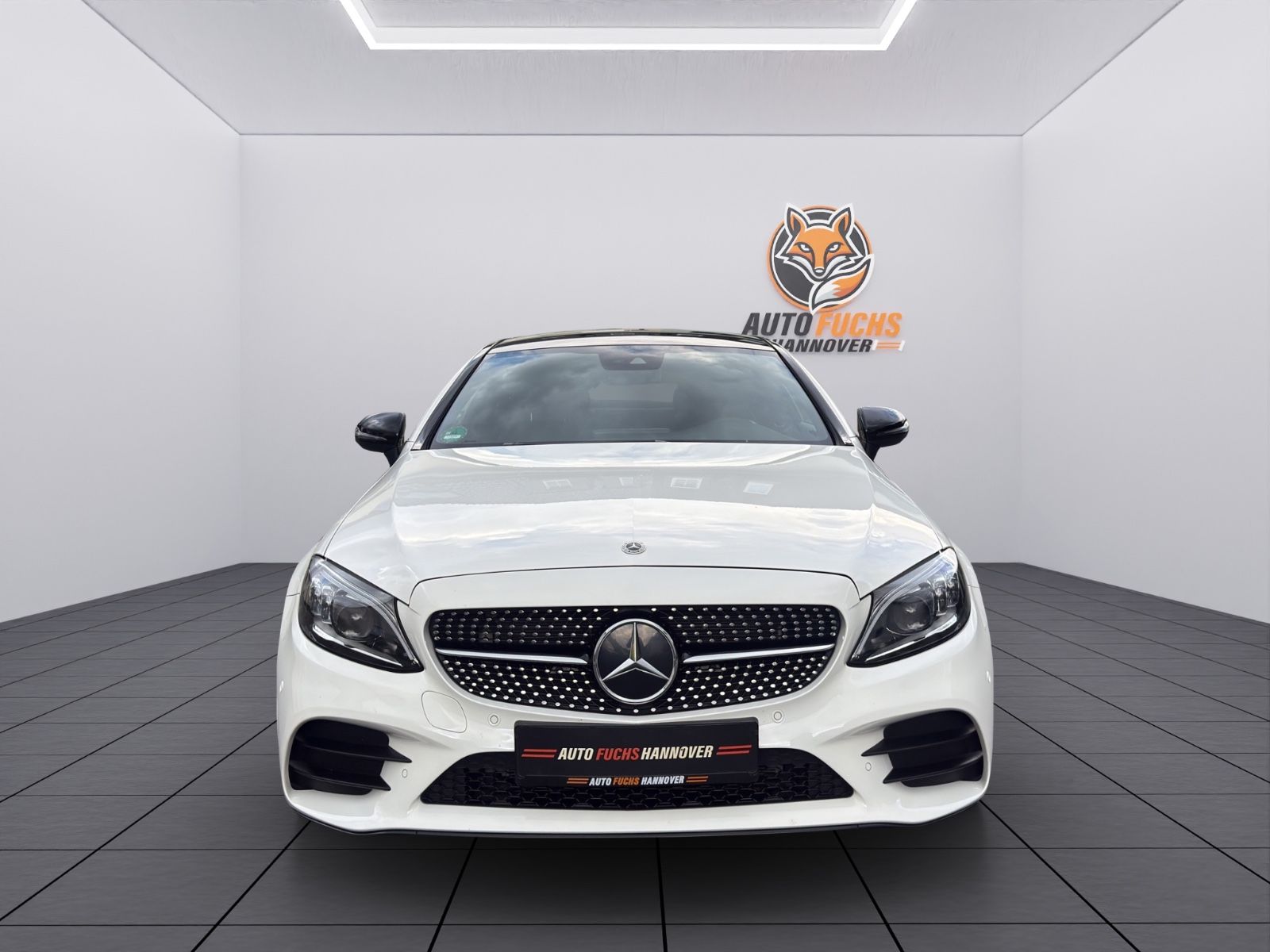 Mercedes-Benz C 200 AMG-LINE LED NAVI DIG-KOMBI SHZ TEMPO ALU imagem 2