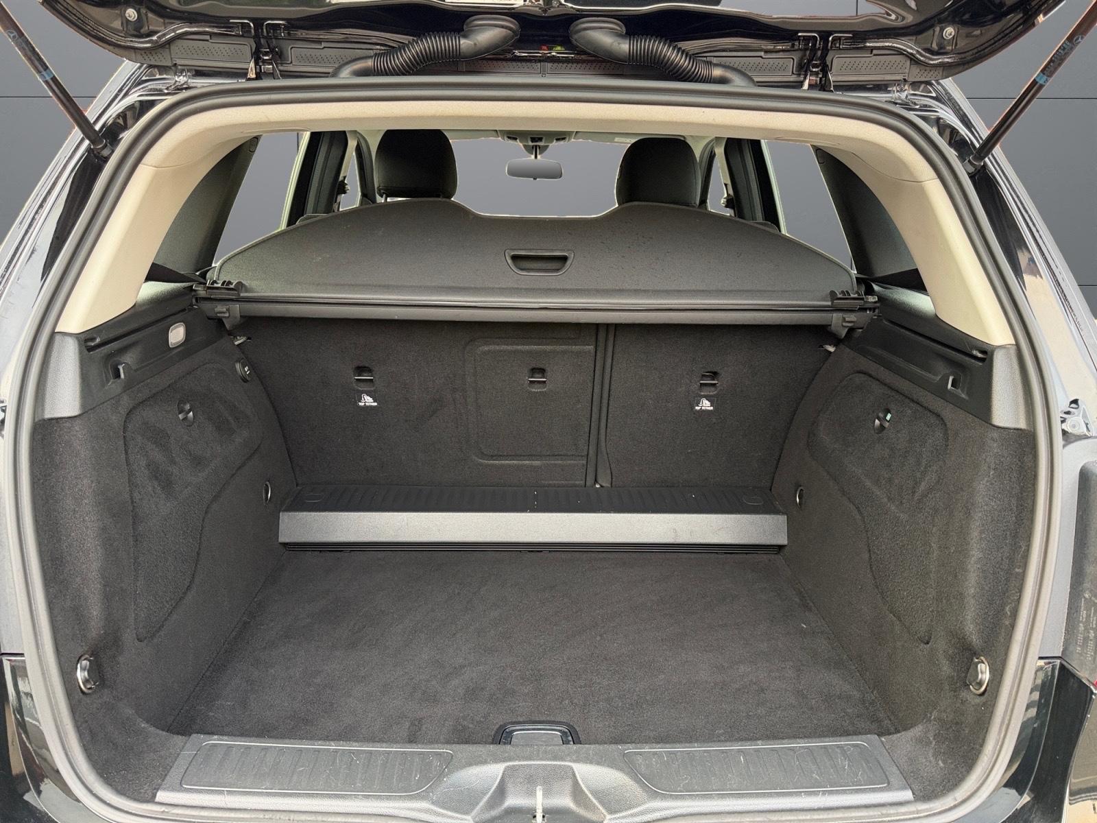 Mercedes-Benz B 180 Sports Tourer, AHK