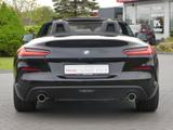 BMW Z4 sDrive 20 i Advantage LED Navi Tempomat PDC - BMW Z4 mit Benzin-Antrieb: Leder, Navigationssystem, Cabrio