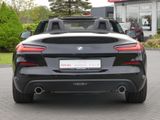 BMW Z4 sDrive 20 i Advantage LED Navi Tempomat PDC - BMW Z4 aus 2019