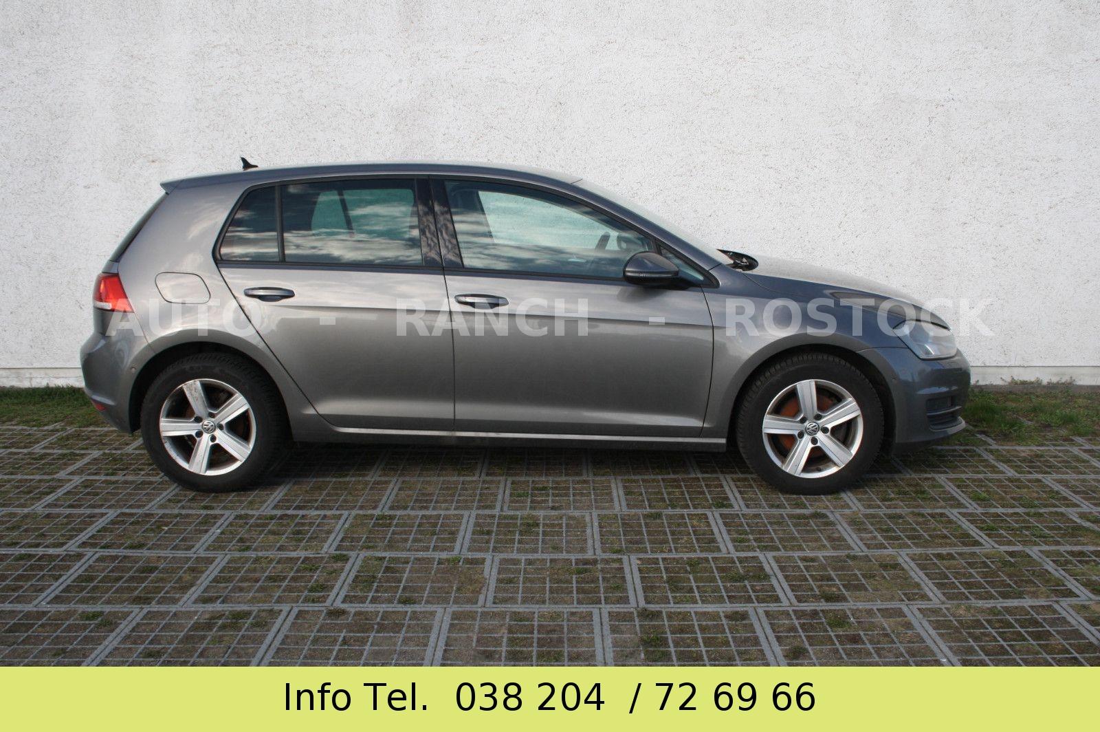 Volkswagen Golf VII 1.2 TSI DSG Navi/Klima/Pdc/Shz/Ahk/Alus