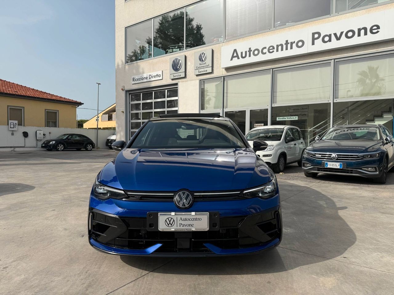 Volkswagen Golf 2.0 TSI R DSG 4Motion Black Edit imagem 2