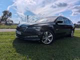 Skoda Superb 2.0 TDI SCR DSG STYLE COMBI STYLE - gebrauchte Skoda Superb aus dem Jahr 2023