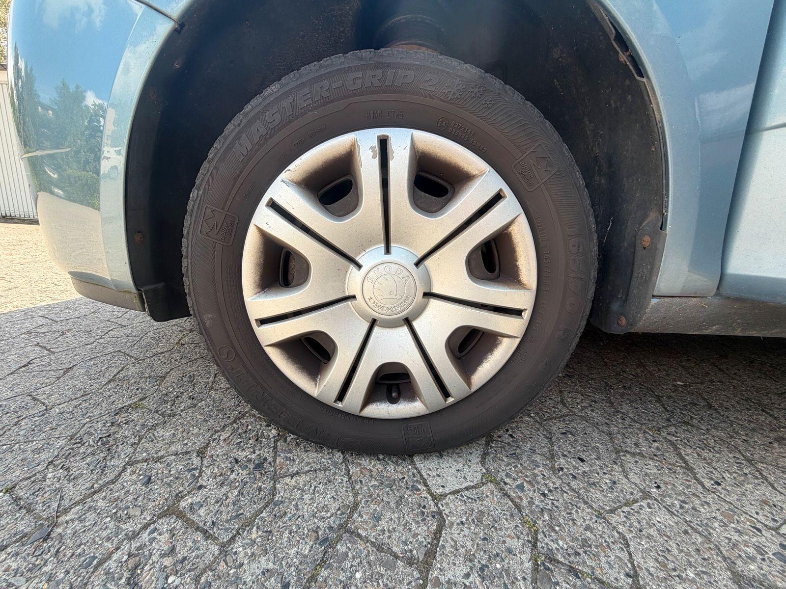 Skoda Fabia 2009 — photo 15