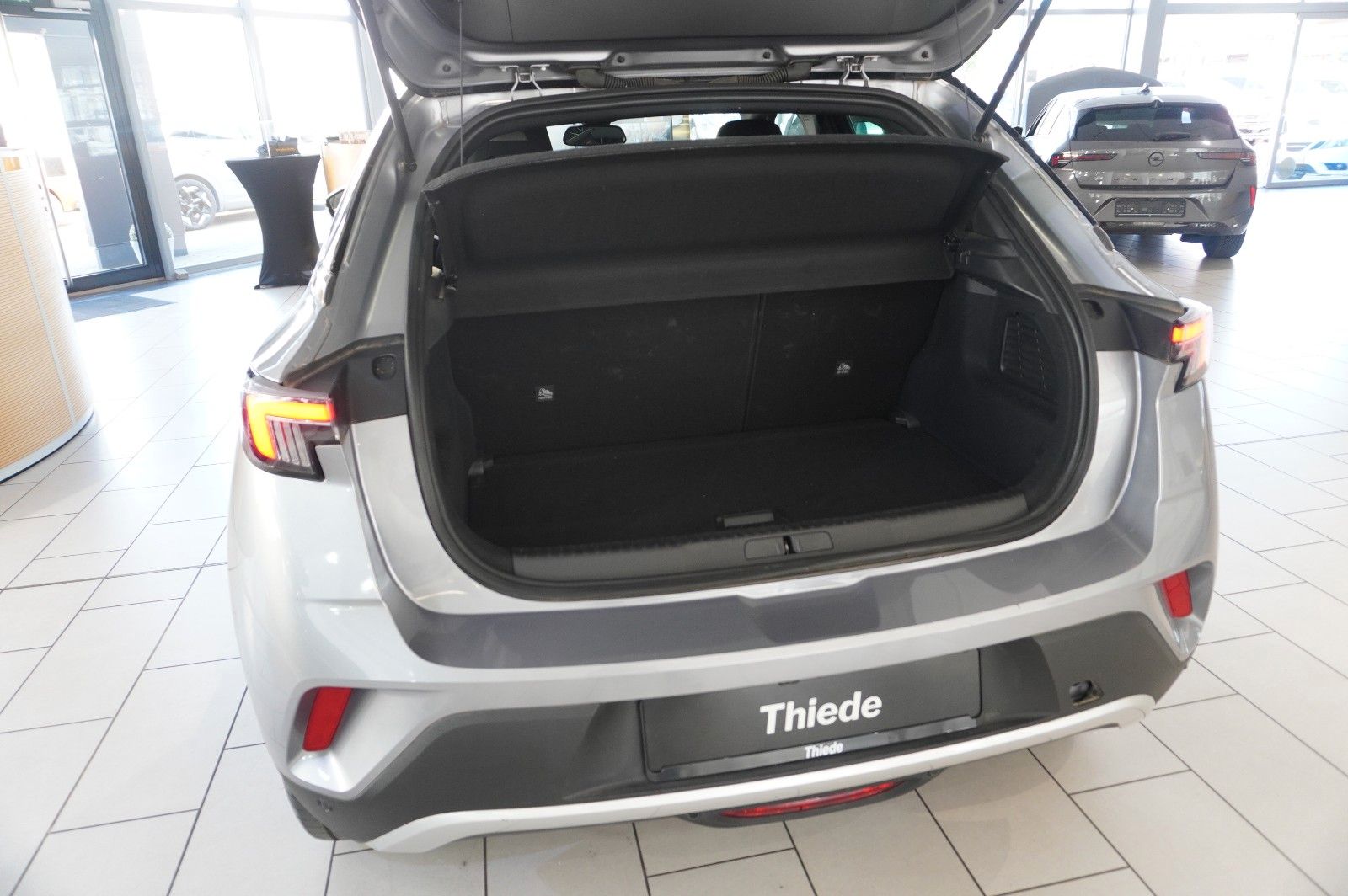 Fahrzeugabbildung Opel Mokka-e ULTIMATE 3-PHASIG NAVI/LED/KAMERA/DAB+