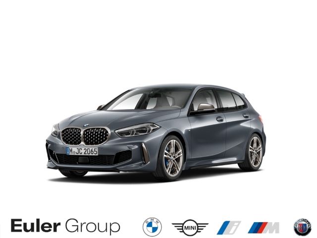 BMW M135 i A xDrive Sportpaket Navi digitales Cockpi