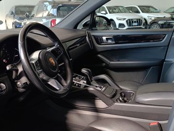 Porsche Cayenne - 12