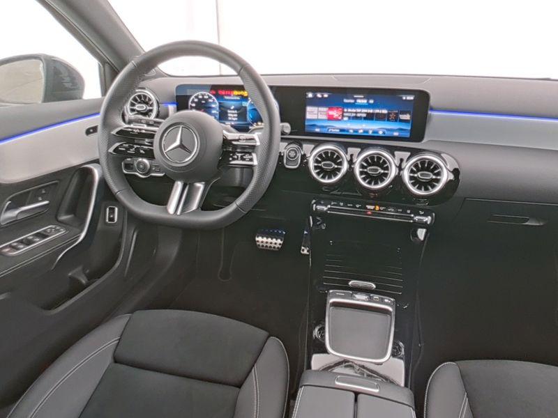 Mercedes-Benz A 250 e AMG/Special/Multibeam/Cam/Night/Ambi/19'