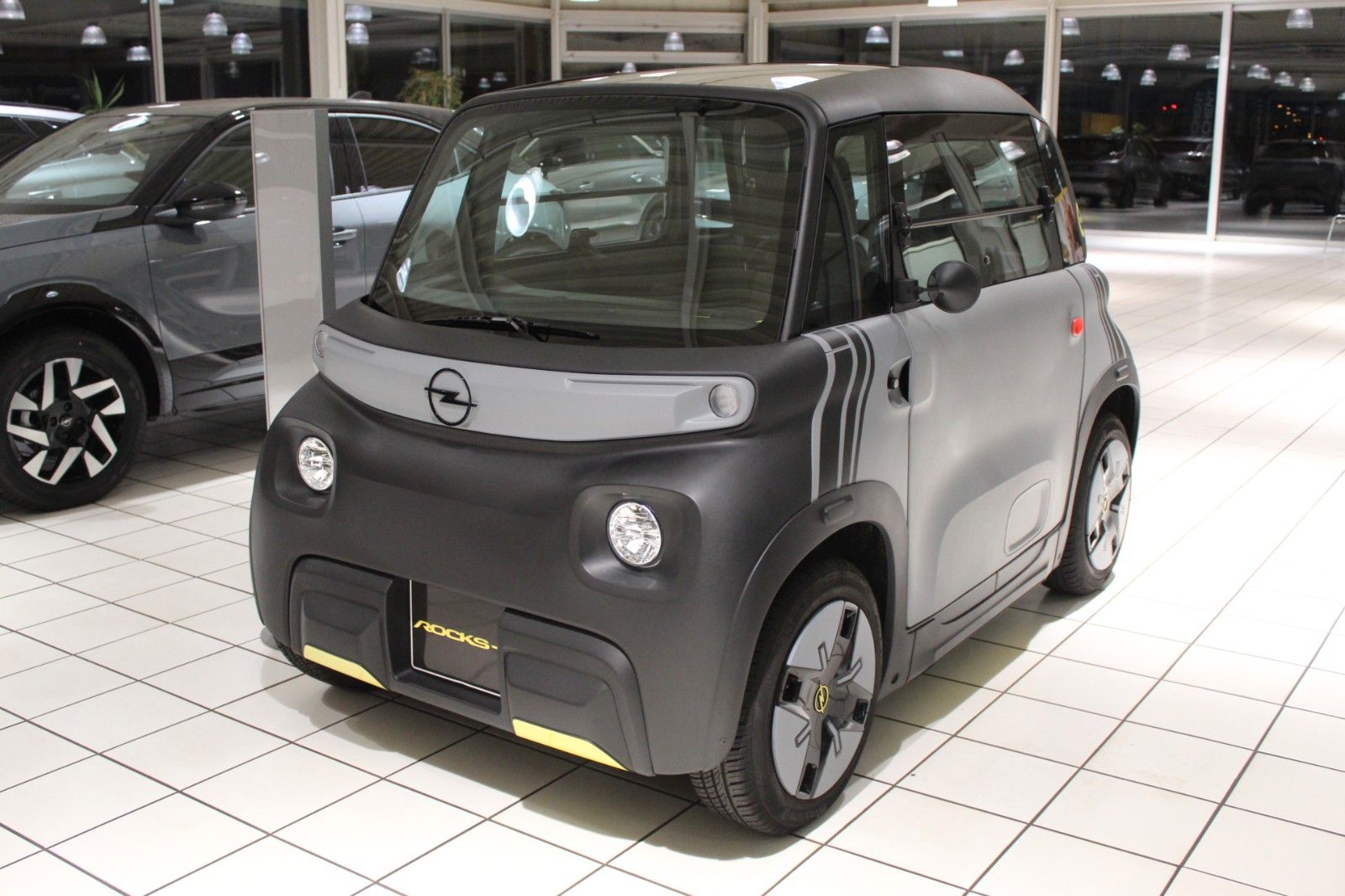 Fahrzeugabbildung Opel Rocks-e Tekno