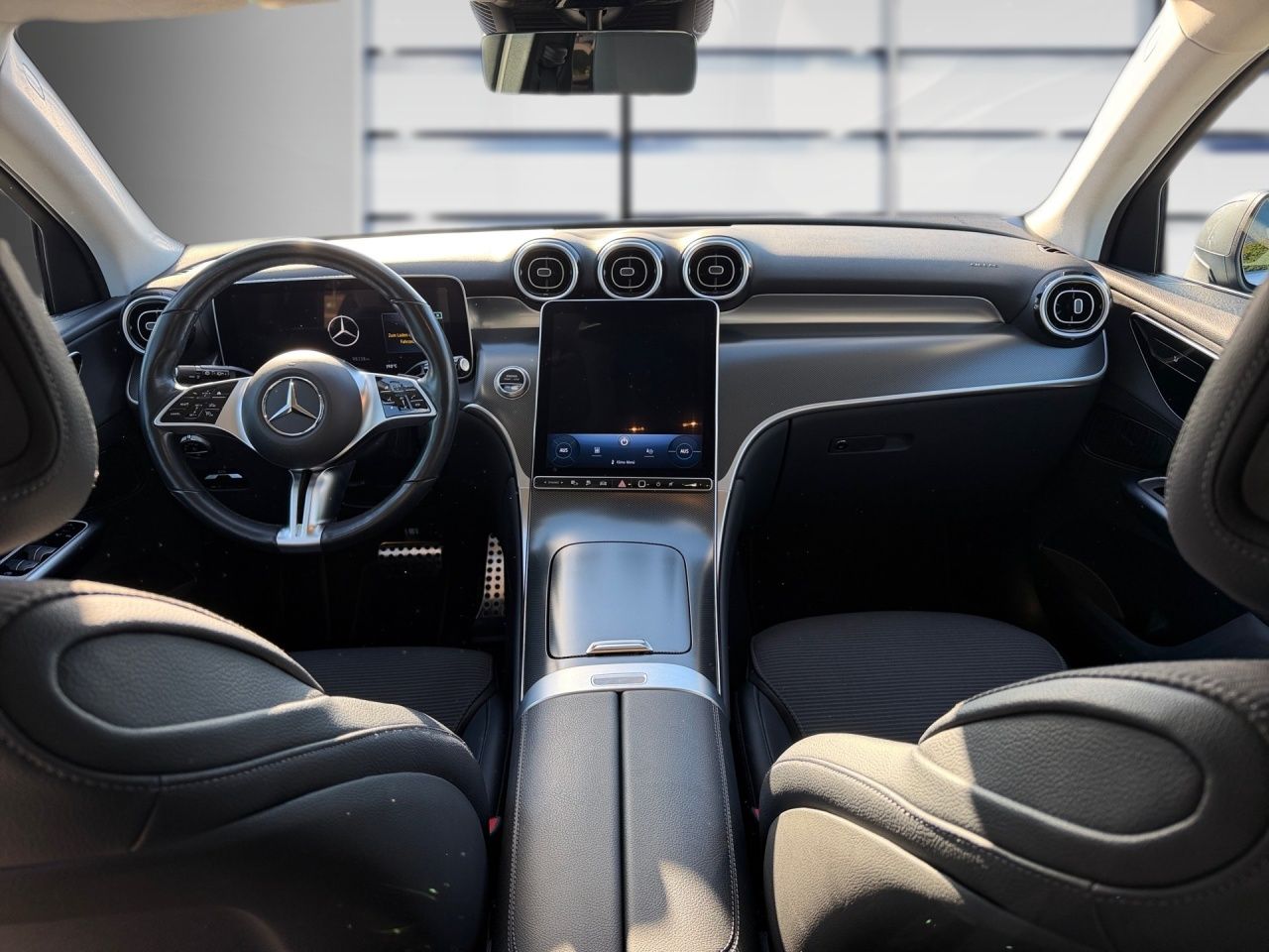 Fahrzeugabbildung Mercedes-Benz GLC 300 de 4M AVANTGARDE+AHK+DISTR+360+PRESAFE++